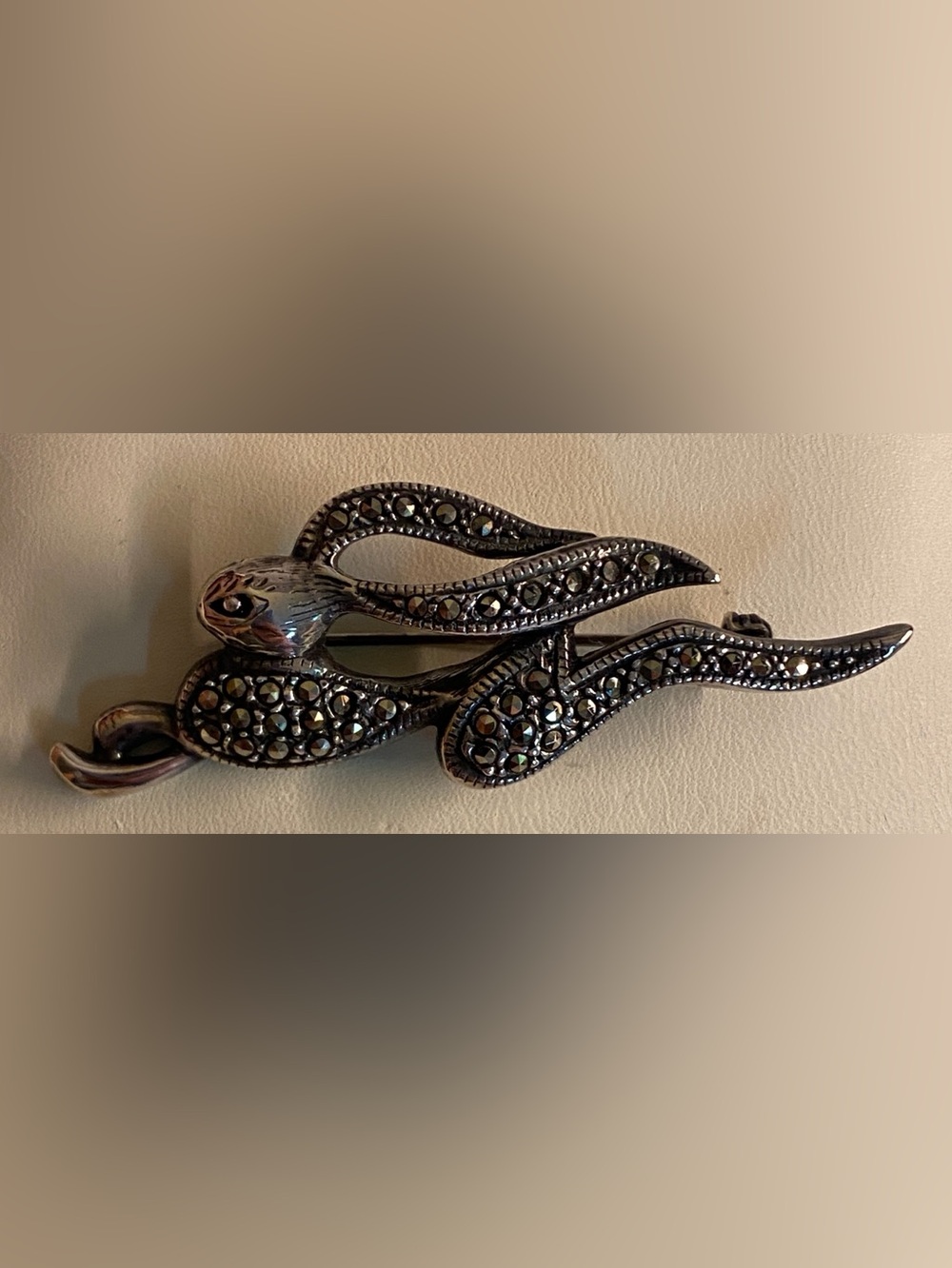 925 Sterling Silver Marcasite Hare-Inspired Rabbit Brooch Pin Vintage 5.8cm